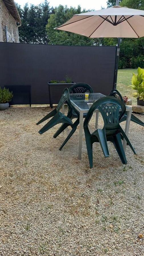 Vila Le Papillon Savigne Exteriér fotografie